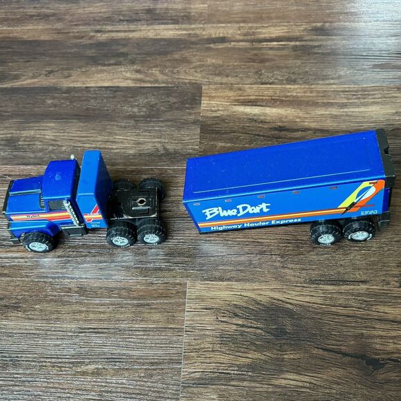 Nylint Steel Toy Semi Truck & Trailer Blue Dart Highway Hauler Express Vintage - Picture 4 of 7